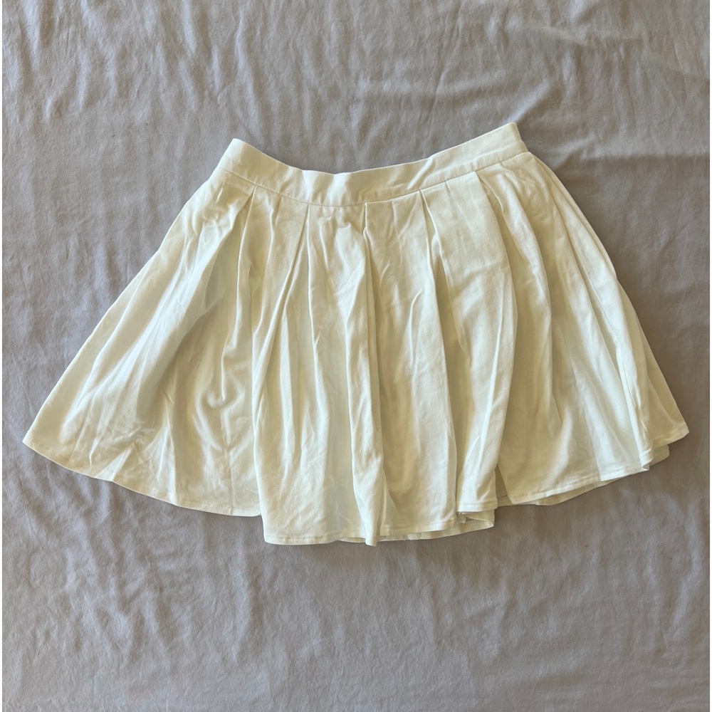 white tennis skirt